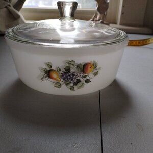 Arcopale France dishes bowl milkglass fruits